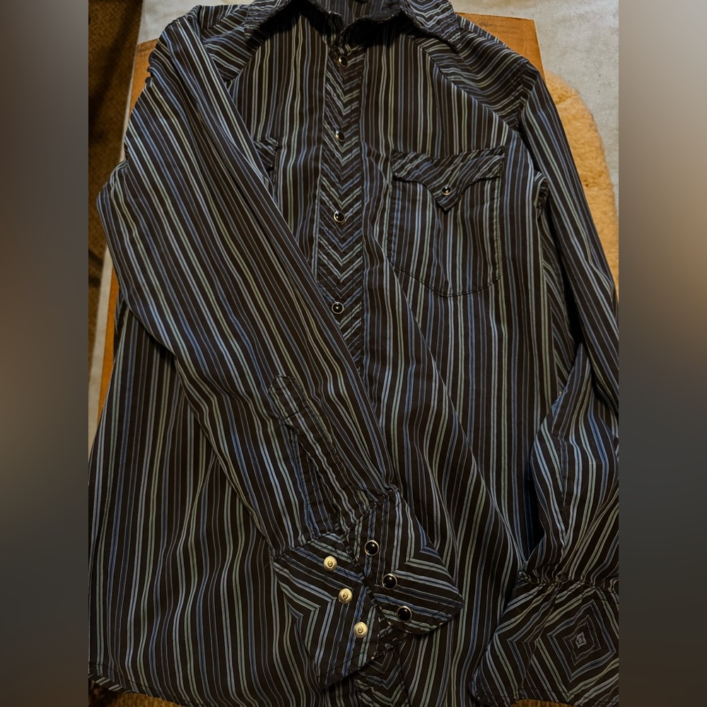 Wrangler Men’s button down shirt